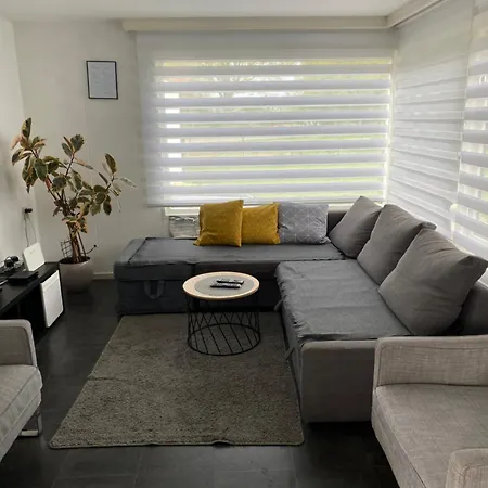 Apartamento Ruime Midden In De In *