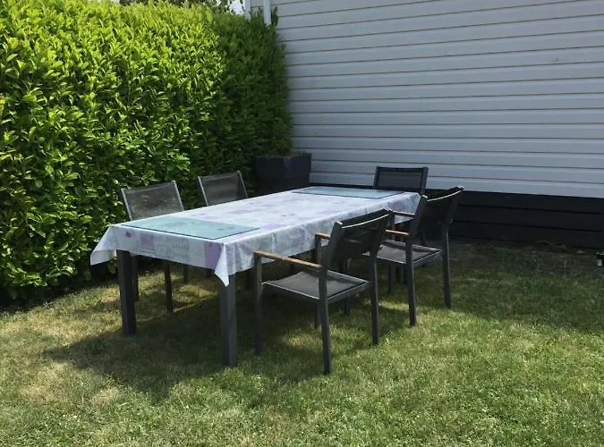 Ruime Midden In De In * Lith